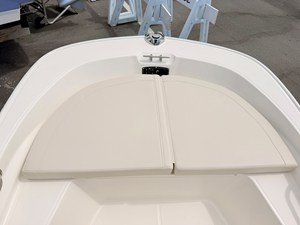 Boston Whaler 150 Montauk 27 2026 Boston Whaler 150 Montauk 28