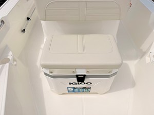 Boston Whaler 150 Montauk 32 2026 Boston Whaler 150 Montauk 33