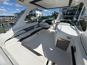 Regal 33 OBX 4 2023 Regal 33 OBX 5