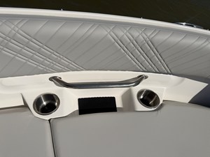 2026 Sea Ray SDX 230 25
