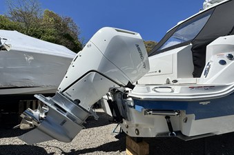 Sea Ray Sundancer 320 Outboard 5 2026 Sea Ray Sundancer 320 Outboard 6