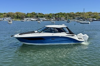 Sea Ray Sundancer 320 Outboard 45 2026 Sea Ray Sundancer 320 Outboard 46