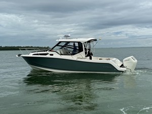Boston Whaler 325 CONQUEST 15 2024 Boston Whaler 325 CONQUEST 16