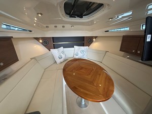 Boston Whaler 325 CONQUEST 23 2024 Boston Whaler 325 CONQUEST 24