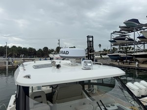 Boston Whaler 325 CONQUEST 30 2024 Boston Whaler 325 CONQUEST 31