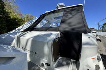 Sea Ray Sundancer 320 Outboard 6 2026 Sea Ray Sundancer 320 Outboard 7