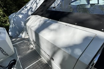 Sea Ray Sundancer 320 Outboard 7 2026 Sea Ray Sundancer 320 Outboard 8