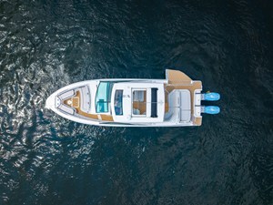 Sea Ray SLX 400 Outboard 3 2026 Sea Ray SLX 400 Outboard 4