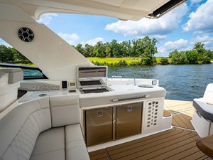 Sea Ray SLX 400 Outboard 26 2026 Sea Ray SLX 400 Outboard 27