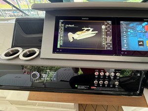 Sea Ray SLX 400 Outboard 31 2026 Sea Ray SLX 400 Outboard 32