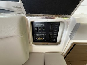 Sea Ray SLX 400 Outboard 33 2026 Sea Ray SLX 400 Outboard 34