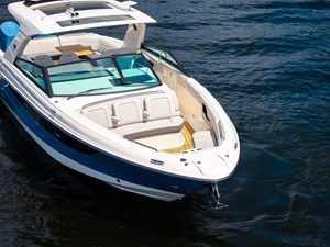 Sea Ray SLX 400 Outboard 39 2026 Sea Ray SLX 400 Outboard 40
