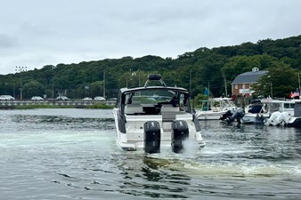 Sea Ray Sundancer 370 Outboard 41 2026 Sea Ray Sundancer 370 Outboard 42