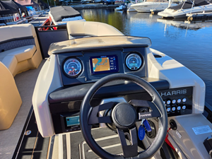 2025 Harris 230 Solstice 16