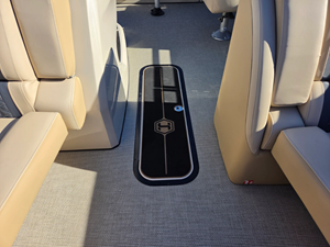 2025 Harris 230 Solstice 22