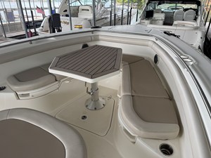 Boston Whaler 350 OUTRAGE 11 2017 Boston Whaler 350 OUTRAGE 12