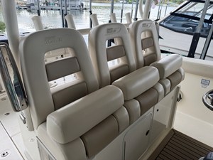 Boston Whaler 350 OUTRAGE 12 2017 Boston Whaler 350 OUTRAGE 13