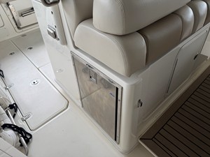 Boston Whaler 350 OUTRAGE 20 2017 Boston Whaler 350 OUTRAGE 21