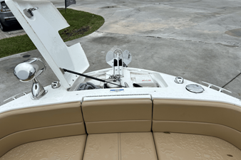 Sea Ray 310 SLX 8 2024 Sea Ray 310 SLX 9