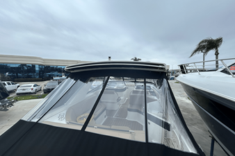 Sea Ray 310 SLX 30 2024 Sea Ray 310 SLX 31