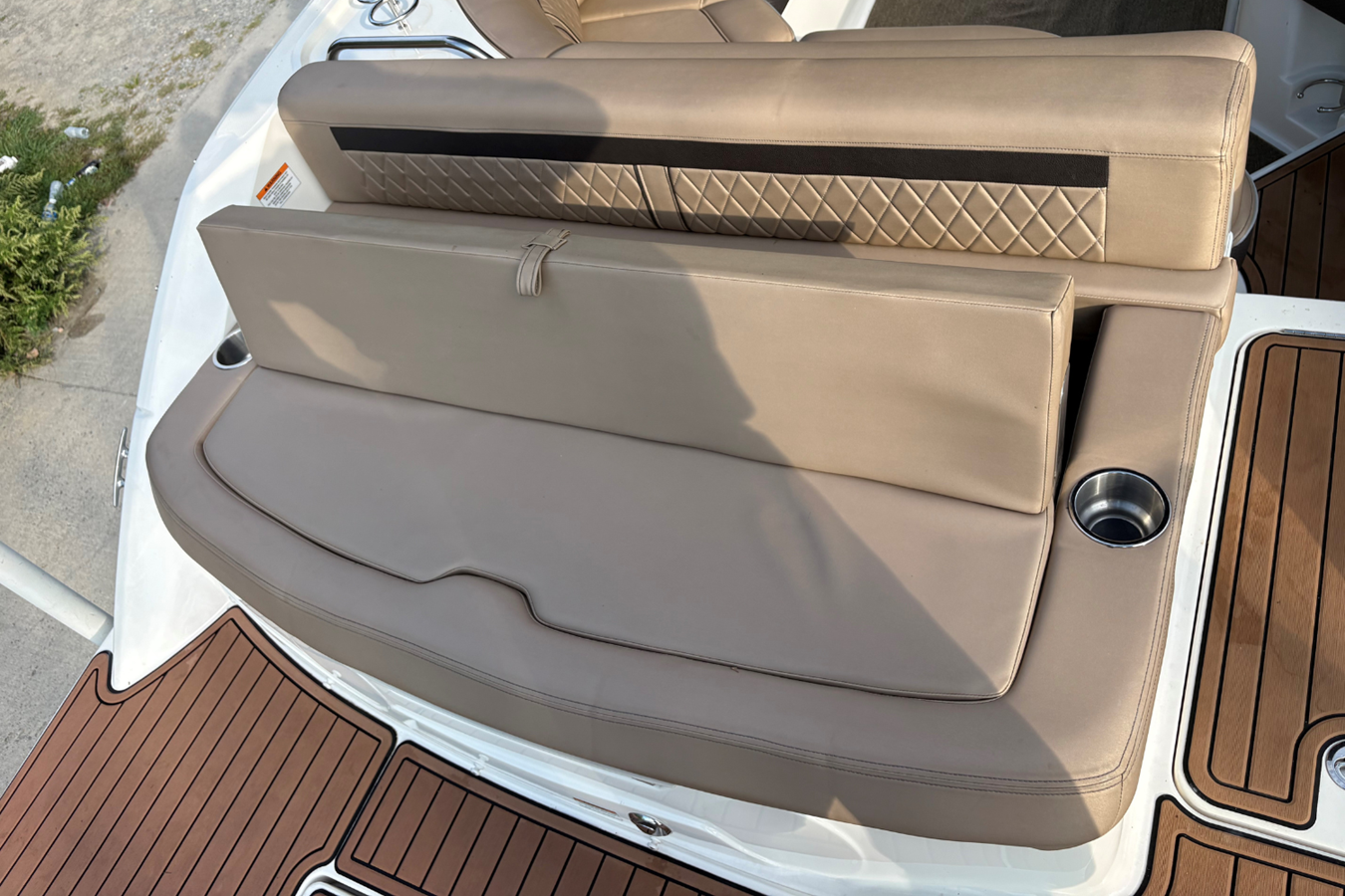 2017 Sea Ray 230 SLX 5