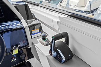 Cruisers Yachts 34 GLS Outboard 28 2026 Cruisers Yachts 34 GLS Outboard 29