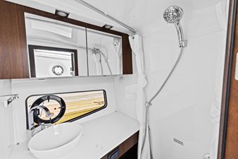 Cruisers Yachts 34 GLS Outboard 47 2026 Cruisers Yachts 34 GLS Outboard 48