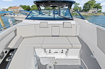 Cruisers Yachts 34 GLS Outboard 59 2026 Cruisers Yachts 34 GLS Outboard 60