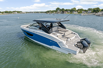 Cruisers Yachts 34 GLS Outboard 77 2026 Cruisers Yachts 34 GLS Outboard 78