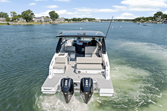 Cruisers Yachts 34 GLS Outboard 78 2026 Cruisers Yachts 34 GLS Outboard 79