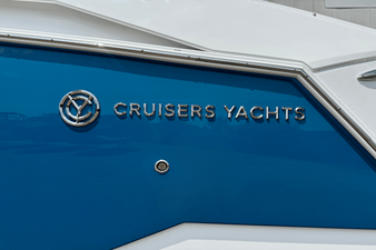 Cruisers Yachts 34 GLS 3 2026 Cruisers Yachts 34 GLS 4