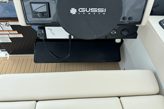 Cruisers Yachts 34 GLS 34 2026 Cruisers Yachts 34 GLS 35