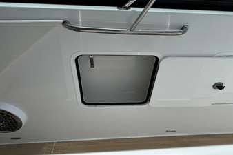 Cruisers Yachts 34 GLS 51 2026 Cruisers Yachts 34 GLS 52