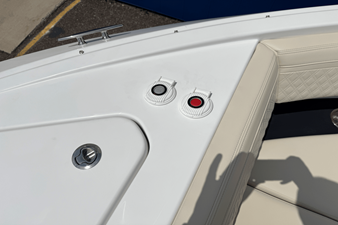 Cruisers Yachts 34 GLS 60 2026 Cruisers Yachts 34 GLS 61