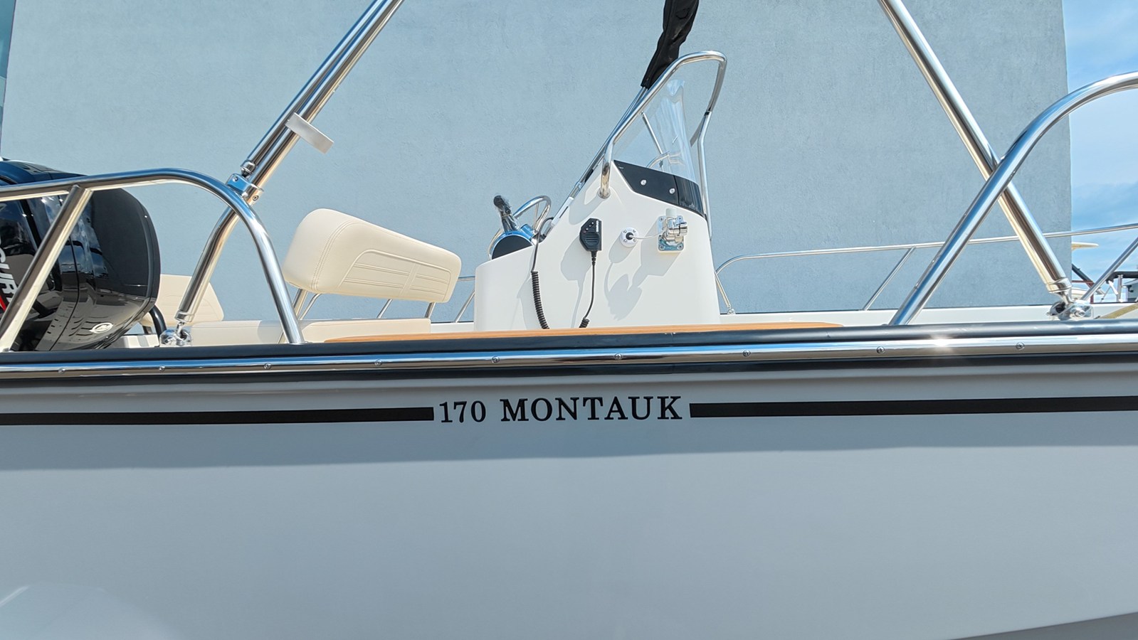 2026 Boston Whaler 170 Montauk 3