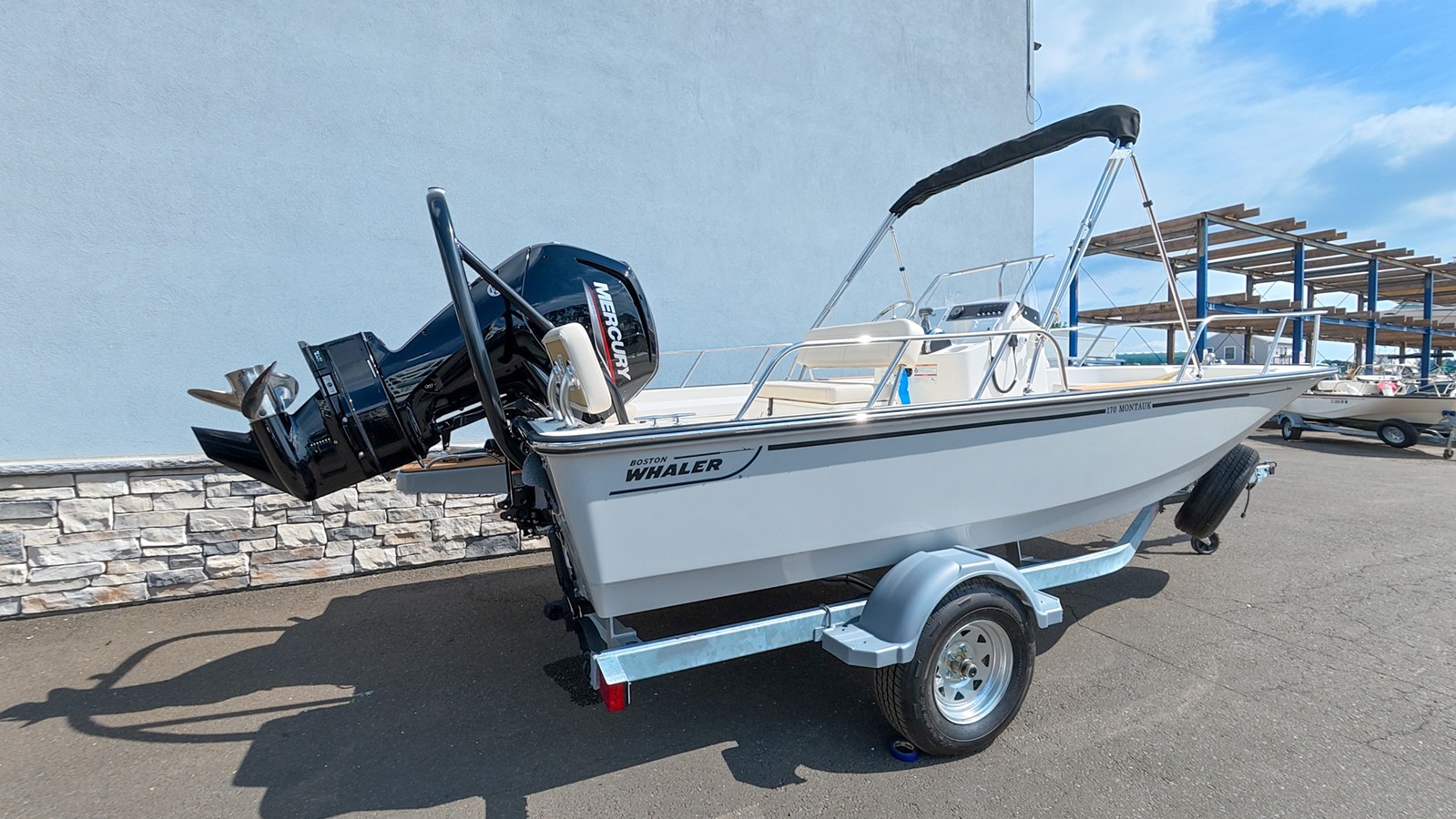 2026 Boston Whaler 170 Montauk 4