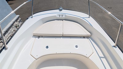 2026 Boston Whaler 170 Montauk 19