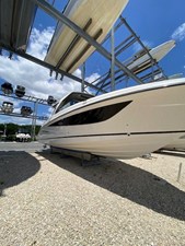 Sea Ray 400 SLX OB 10 2020 Sea Ray 400 SLX OB 11