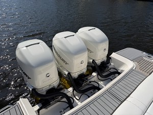 Sea Ray 400 SLX OB 13 2020 Sea Ray 400 SLX OB 14