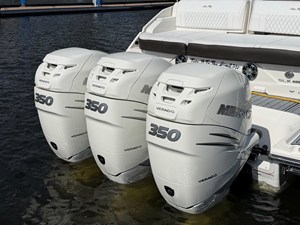 Sea Ray 400 SLX OB 14 2020 Sea Ray 400 SLX OB 15