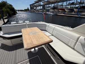Sea Ray 400 SLX OB 17 2020 Sea Ray 400 SLX OB 18