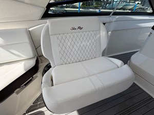 Sea Ray 400 SLX OB 34 2020 Sea Ray 400 SLX OB 35