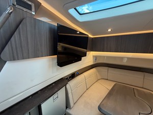 Sea Ray 400 SLX OB 50 2020 Sea Ray 400 SLX OB 51