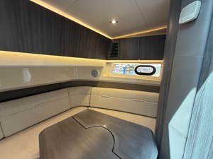 Sea Ray 400 SLX OB 53 2020 Sea Ray 400 SLX OB 54