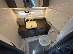 Sea Ray 400 SLX OB 56 2020 Sea Ray 400 SLX OB 57