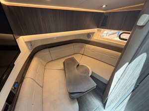Sea Ray 400 SLX OB 59 2020 Sea Ray 400 SLX OB 60