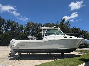 Boston Whaler 315 CONQUEST 0 2018 Boston Whaler 315 CONQUEST 1