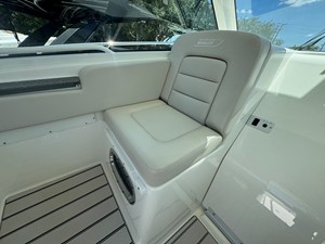 Boston Whaler 315 CONQUEST 21 2018 Boston Whaler 315 CONQUEST 22