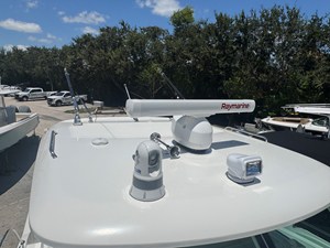 Boston Whaler 315 CONQUEST 33 2018 Boston Whaler 315 CONQUEST 34