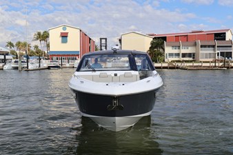 Cruisers Yachts 42 GLS Outboard 4 2026 Cruisers Yachts 42 GLS Outboard 5